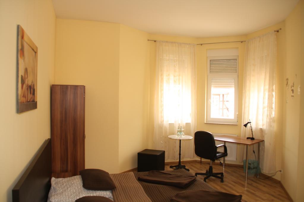Deutsches Haus Ξενοδοχείο Springe Δωμάτιο φωτογραφία